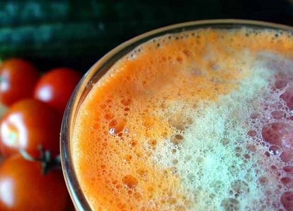 carrot, cucumber and tomato juice combo