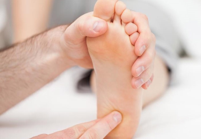 feet-massage