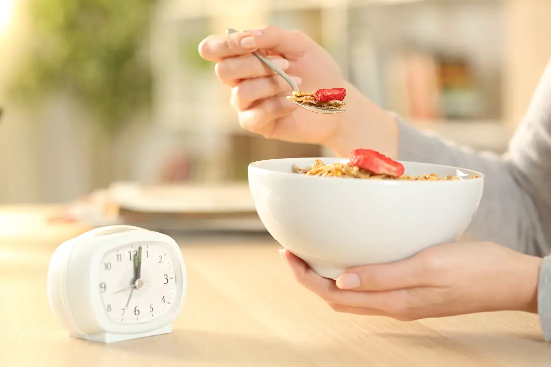 food-clock-bowl-cereal