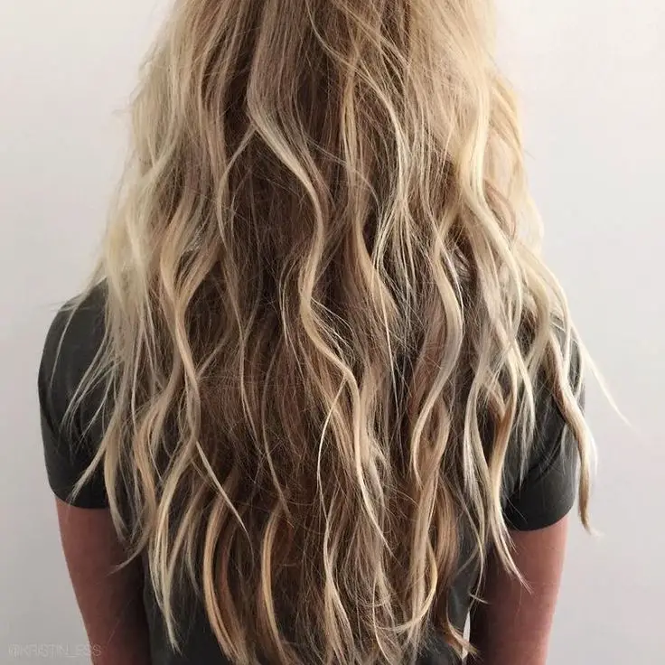 messy-waves-hairstyle