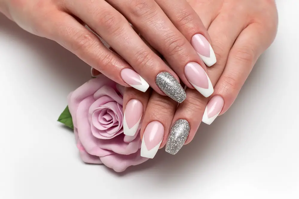 nails-pink