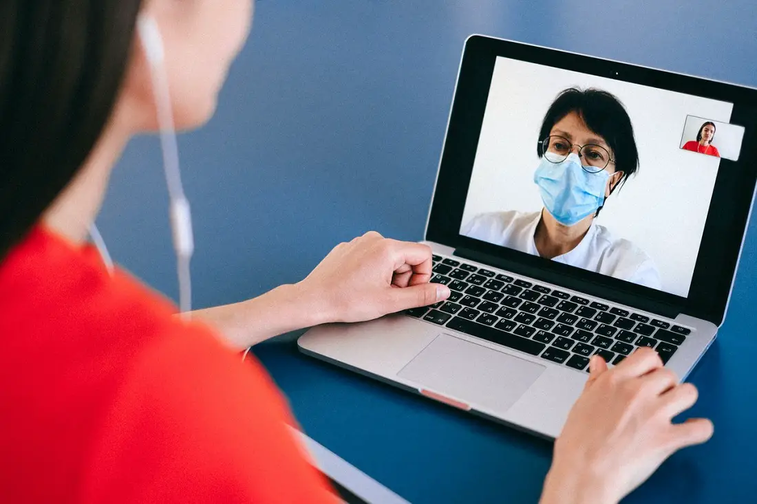 virtual-meeting-doctor