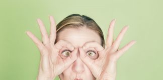 7 Easy Ways To Treat Clogged Pores Naturally